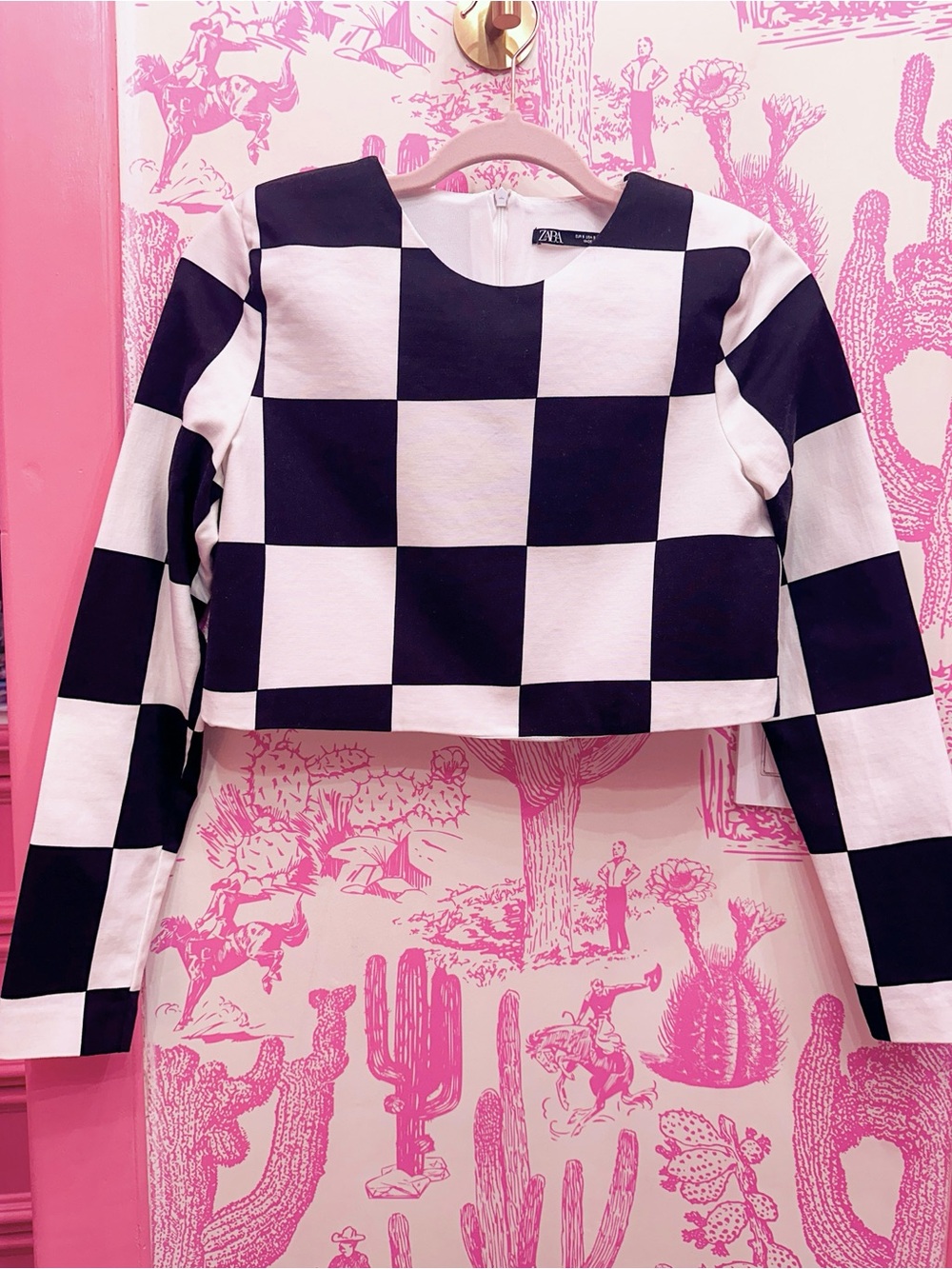 Zara Black and White Checkerboard Cropped Long-Sleeve Top